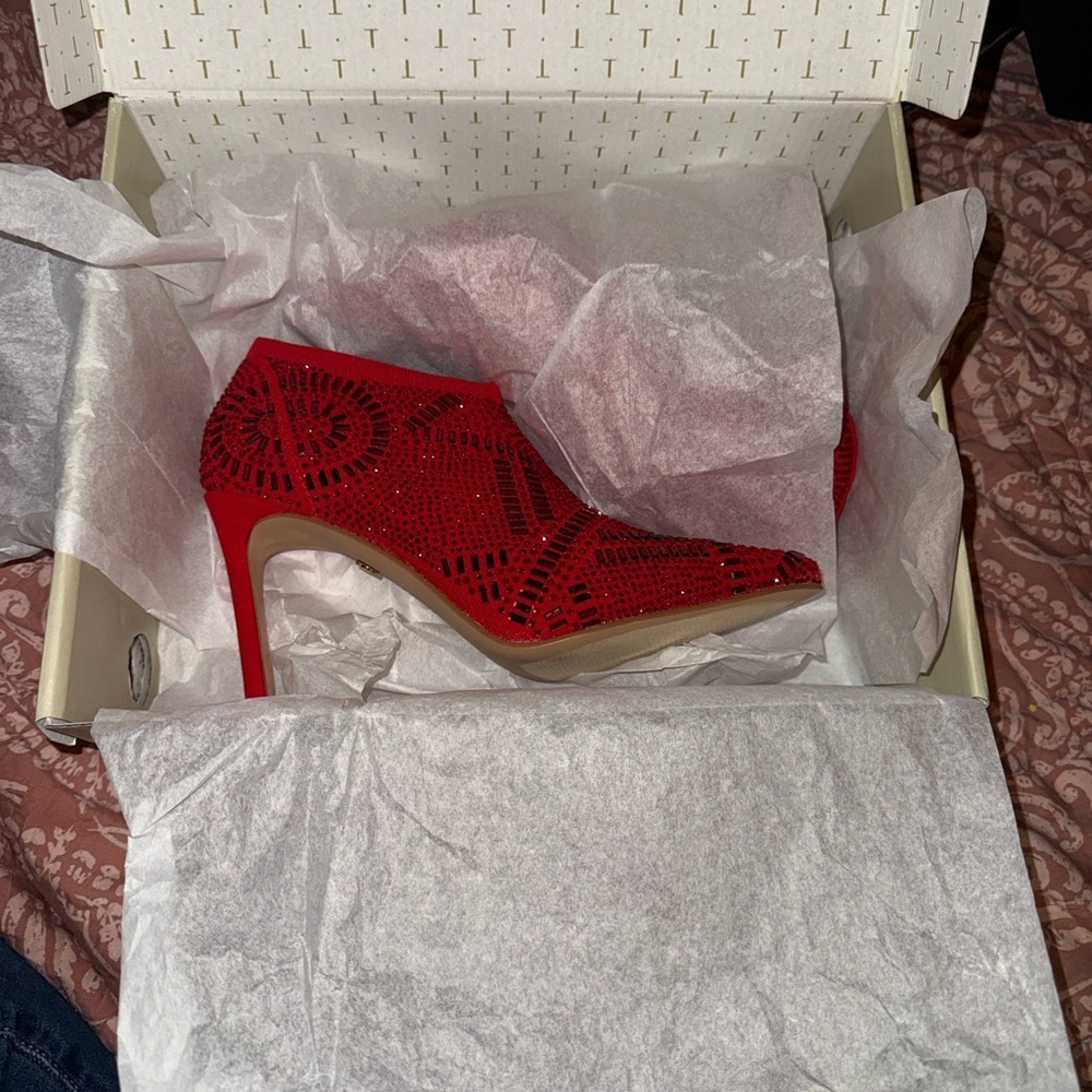 Thalia Sodi Karmen Red Beaded heeled booties - Picture 7 of 8
